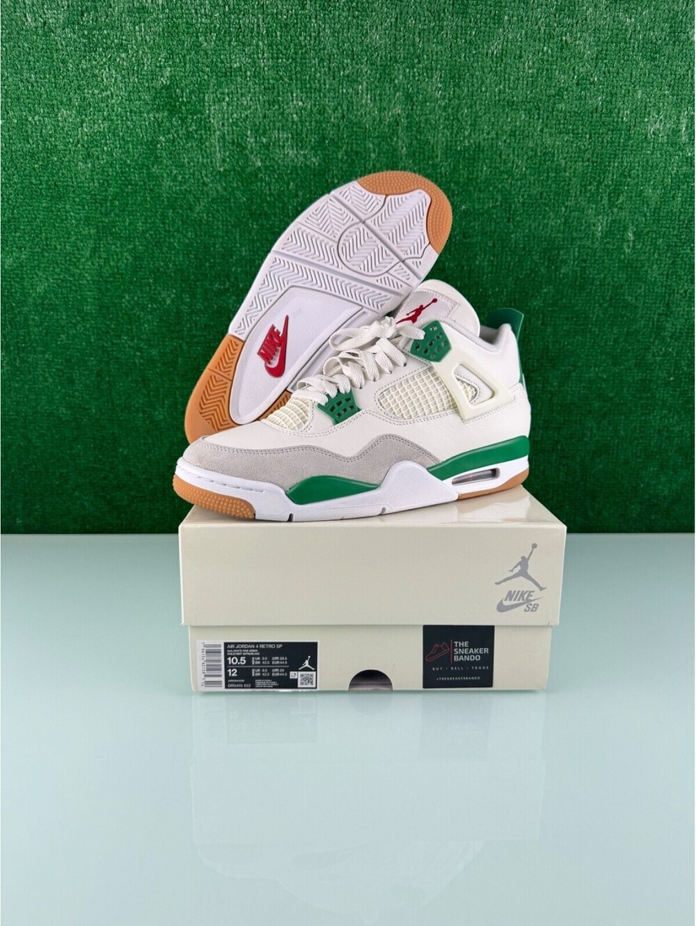 Size 10.5 - Jordan 4 Retro SP x Nike SB Mid Pine Green